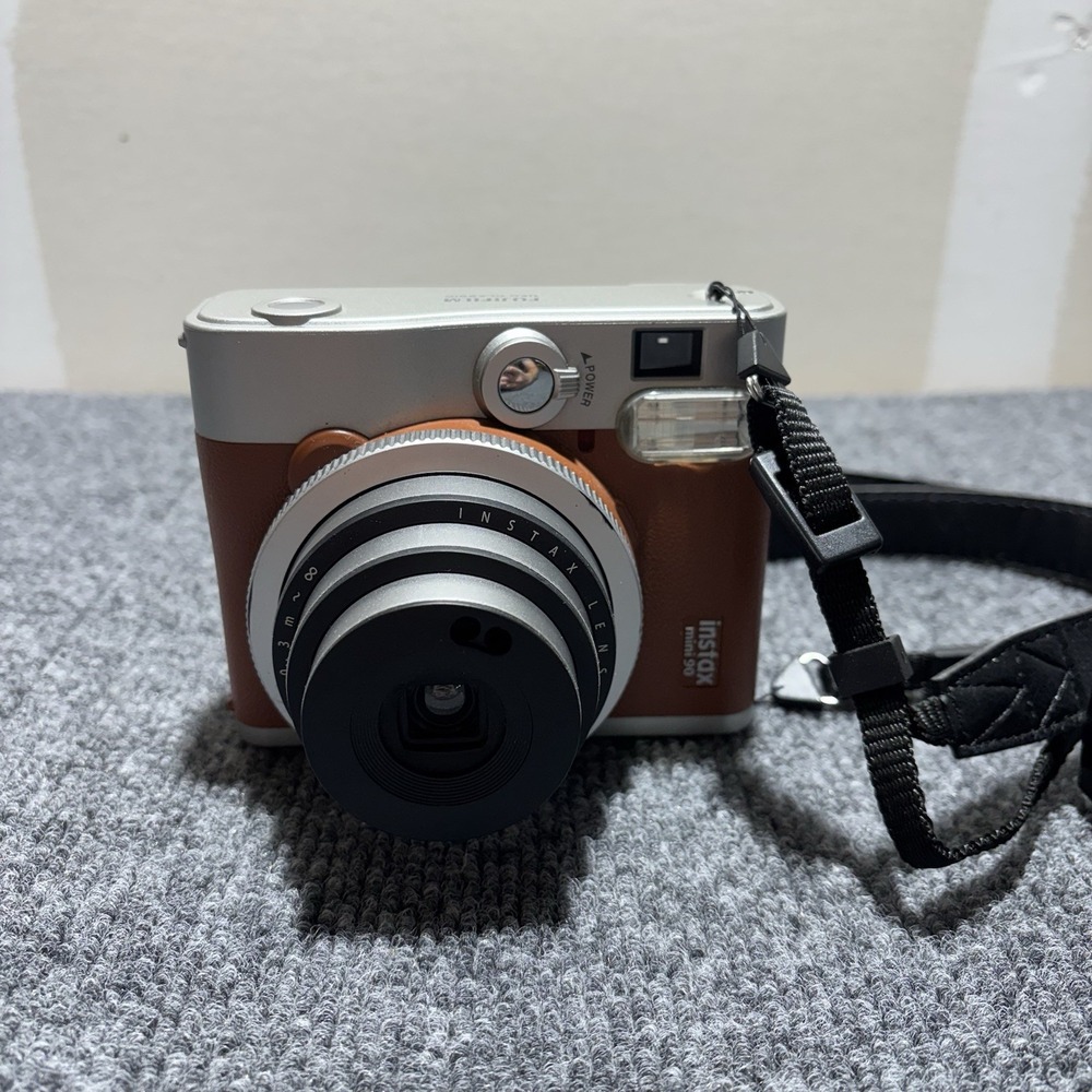 Fujifilm Instax Mini 90 Neo Classic Instant Camera Brown Tested and Working